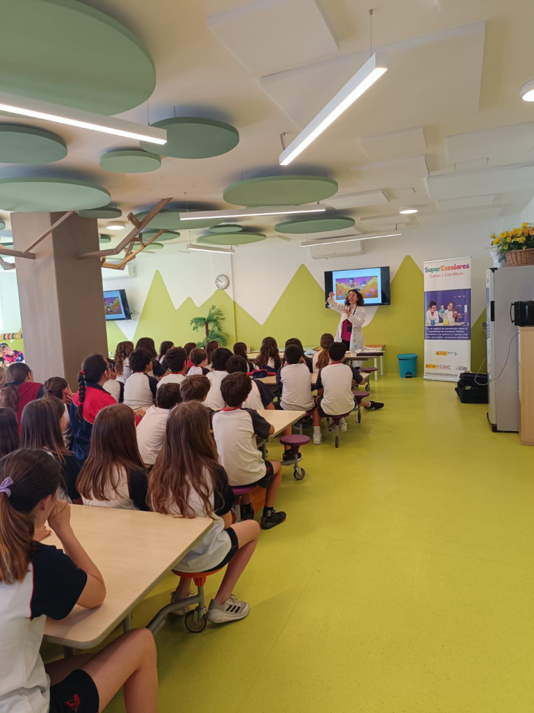 Taller SuperEscolares Ceip Santa María De La Hispanidad